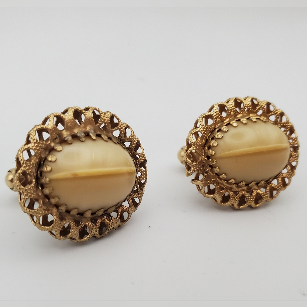 Men's Vintage Cuff Links Pair Caramel Cream Glass Stone w/ Ornate Filigree Bezel